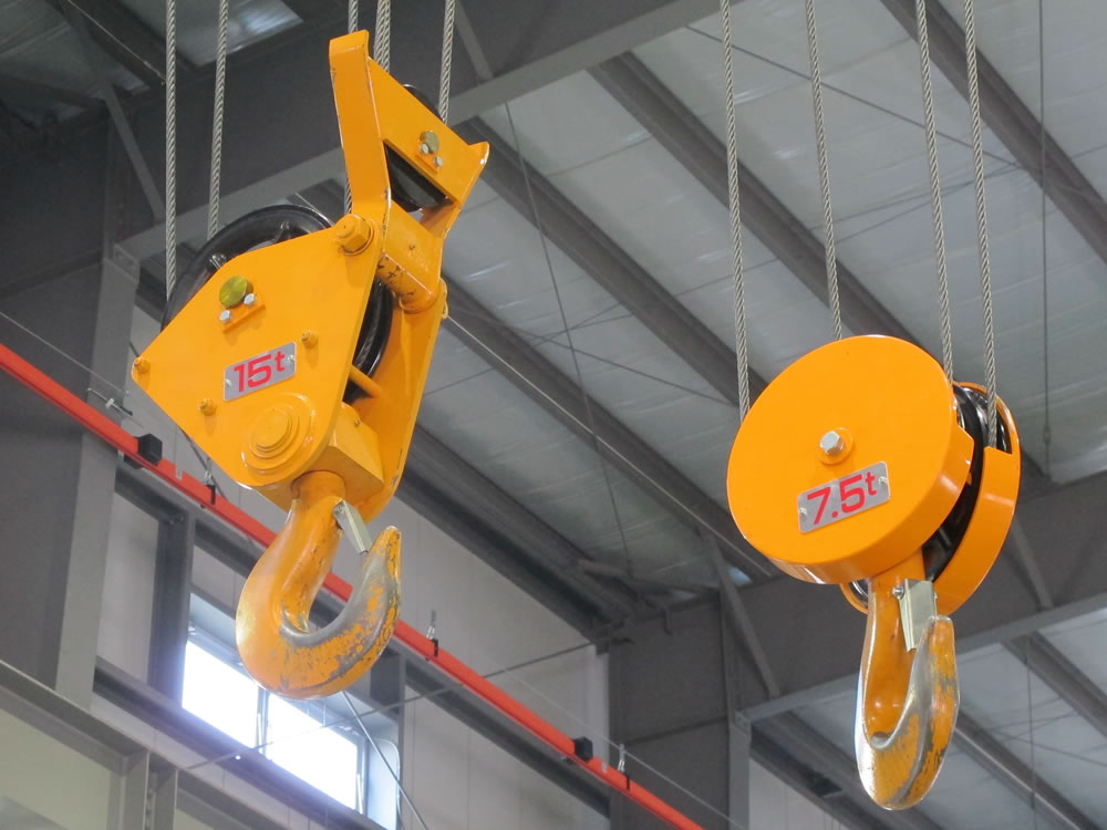 親子天井クレーン 15t、7.5t、天井クレーン 4.8t 2基0